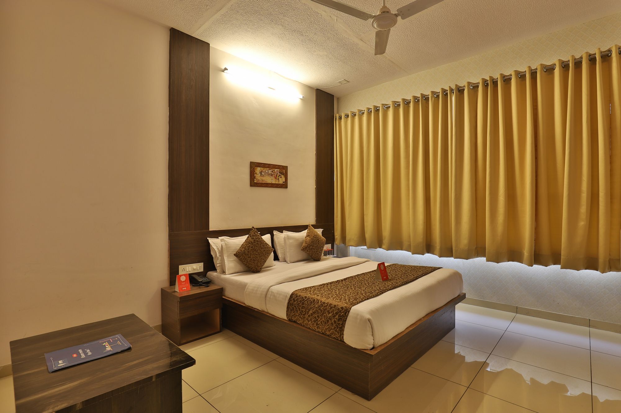 Oyo 11649 Hotel Mahima Gándhínagar Exteriér fotografie